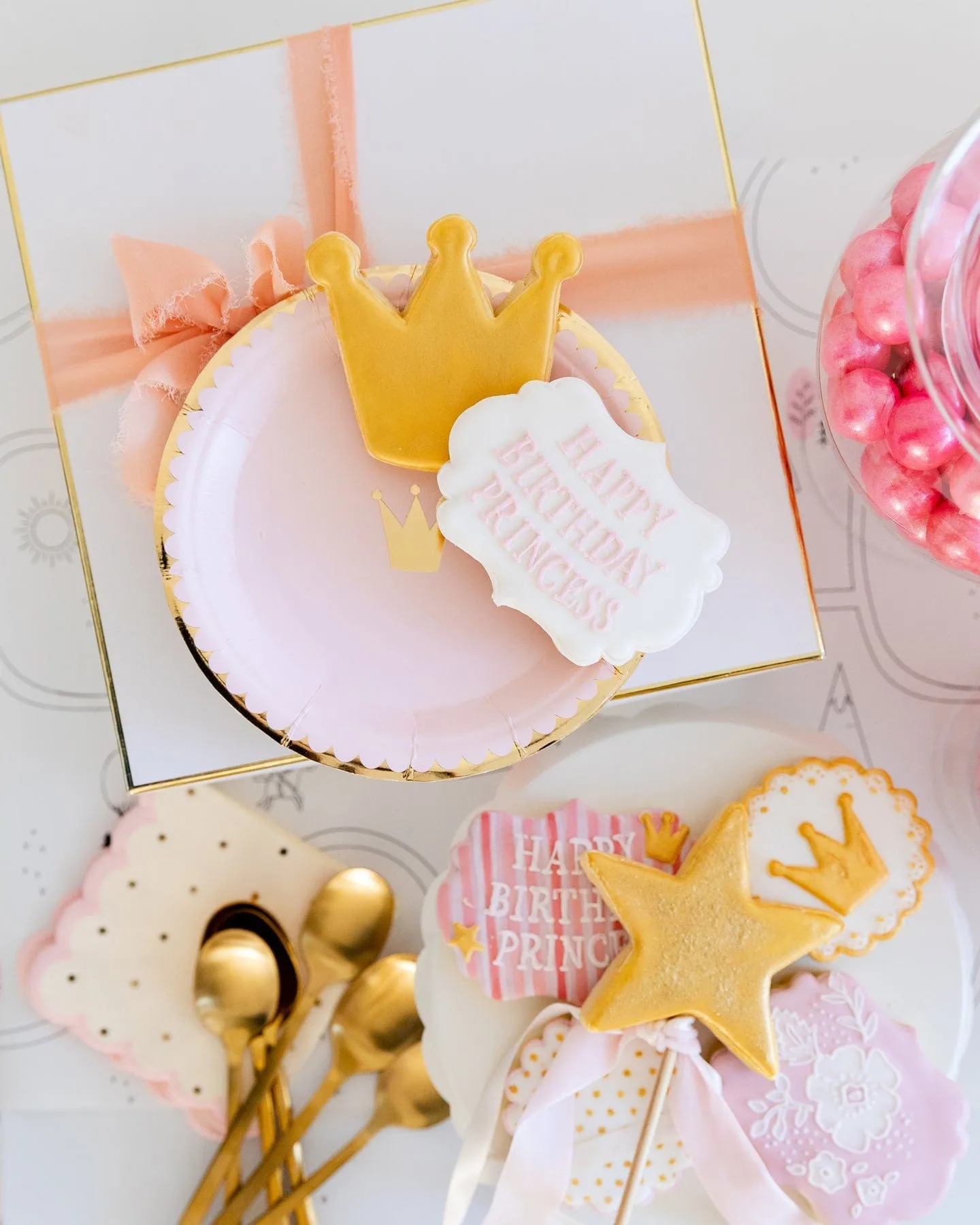 Princess Crown Party Plates x 8